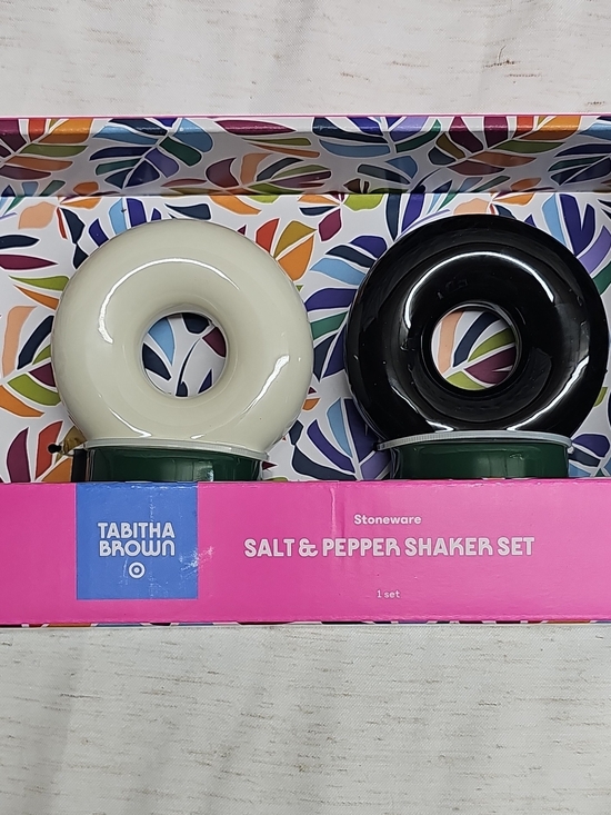 Tabitha Other - Salt & Pepper Shaker Set